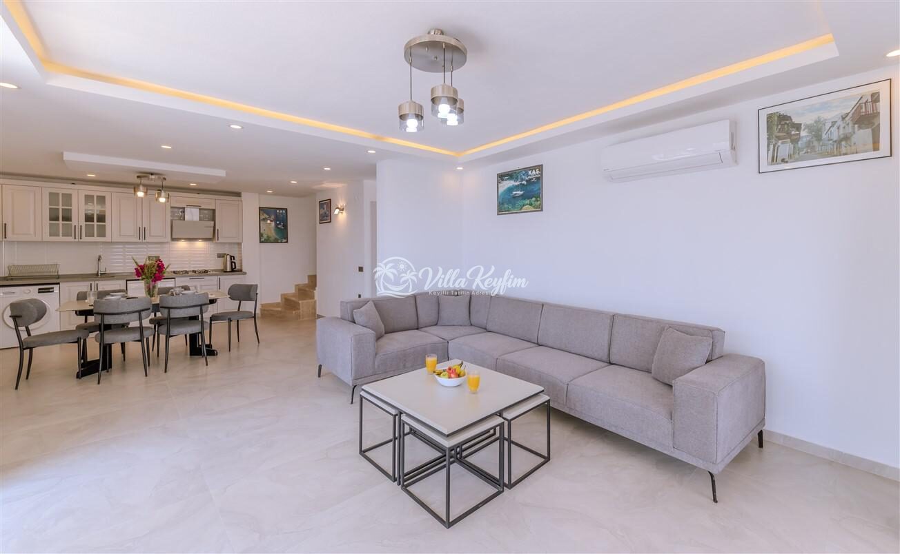 Villa Eterna — 33