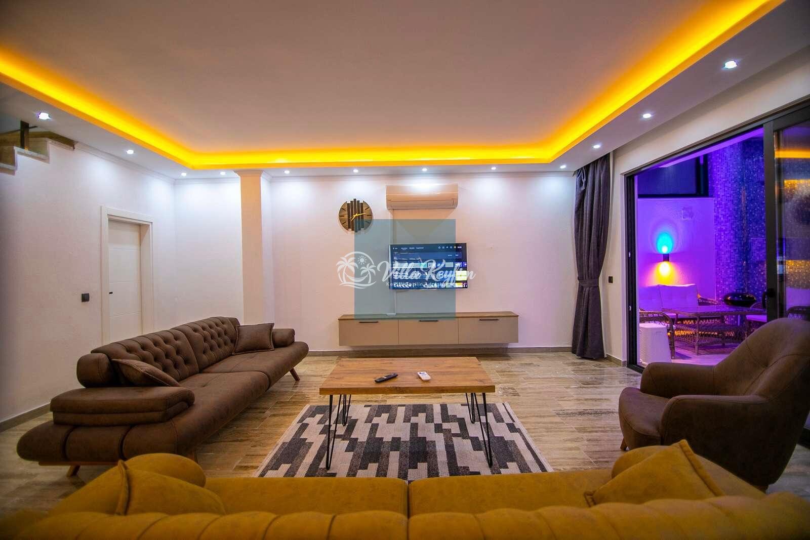 Villa Valiant 2 — 24