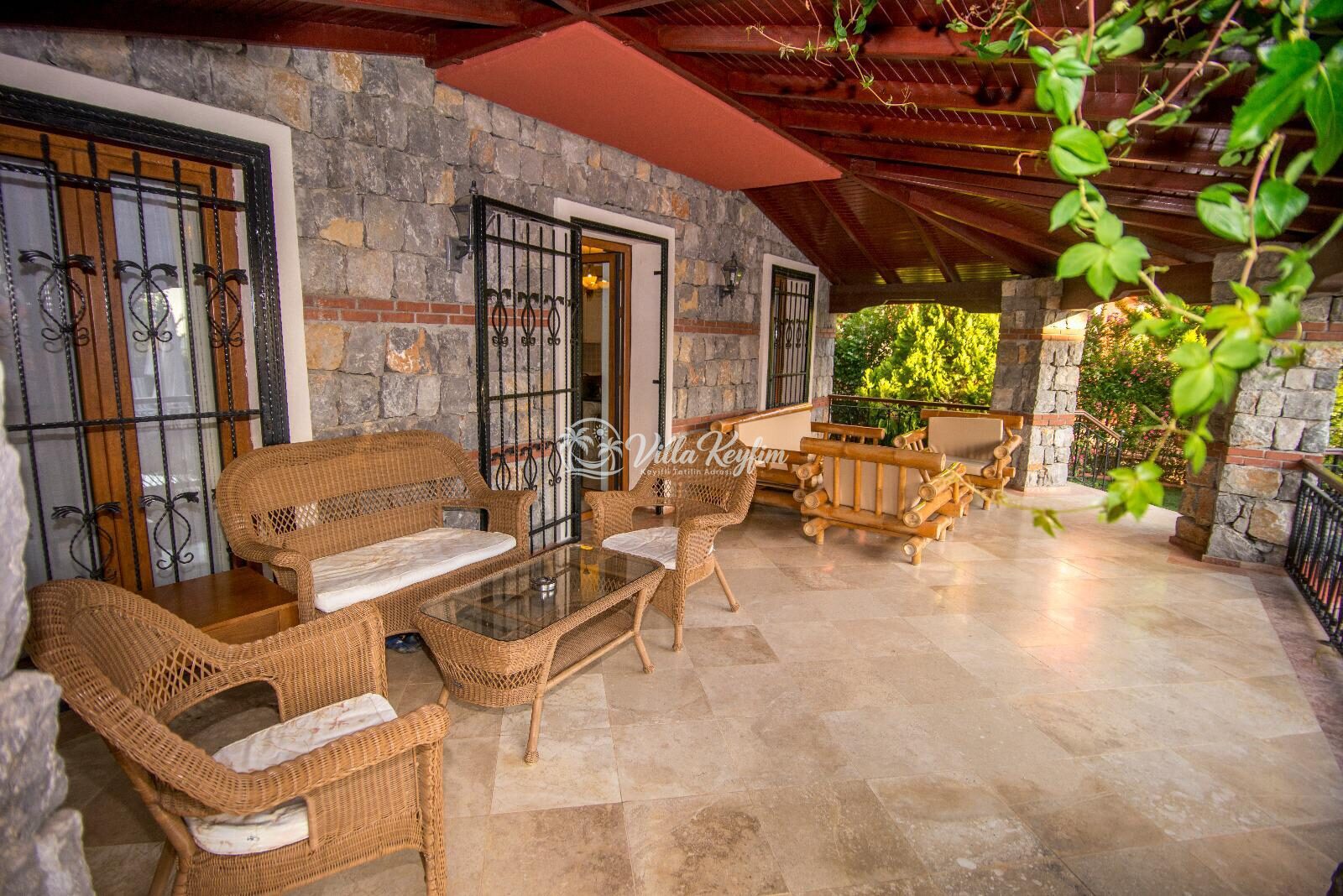 Villa Rota 3 — 7