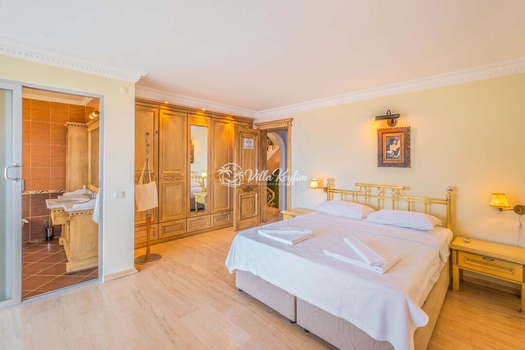 Villa Noyan — 42