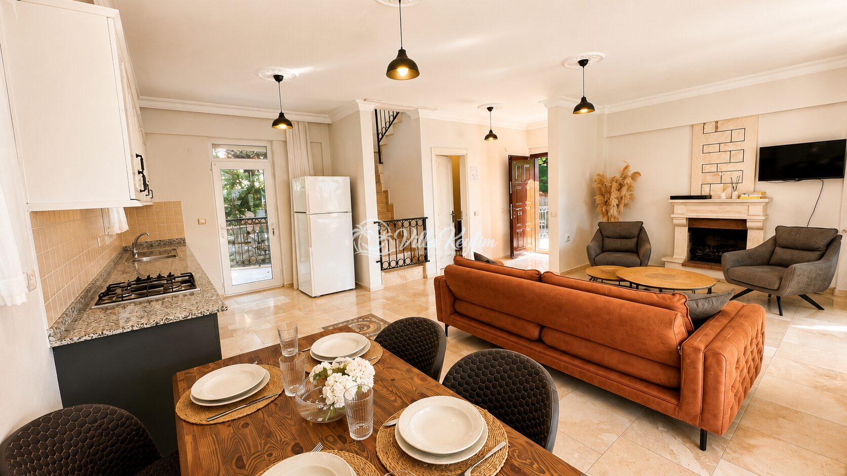 Villa Almond 1 — 30