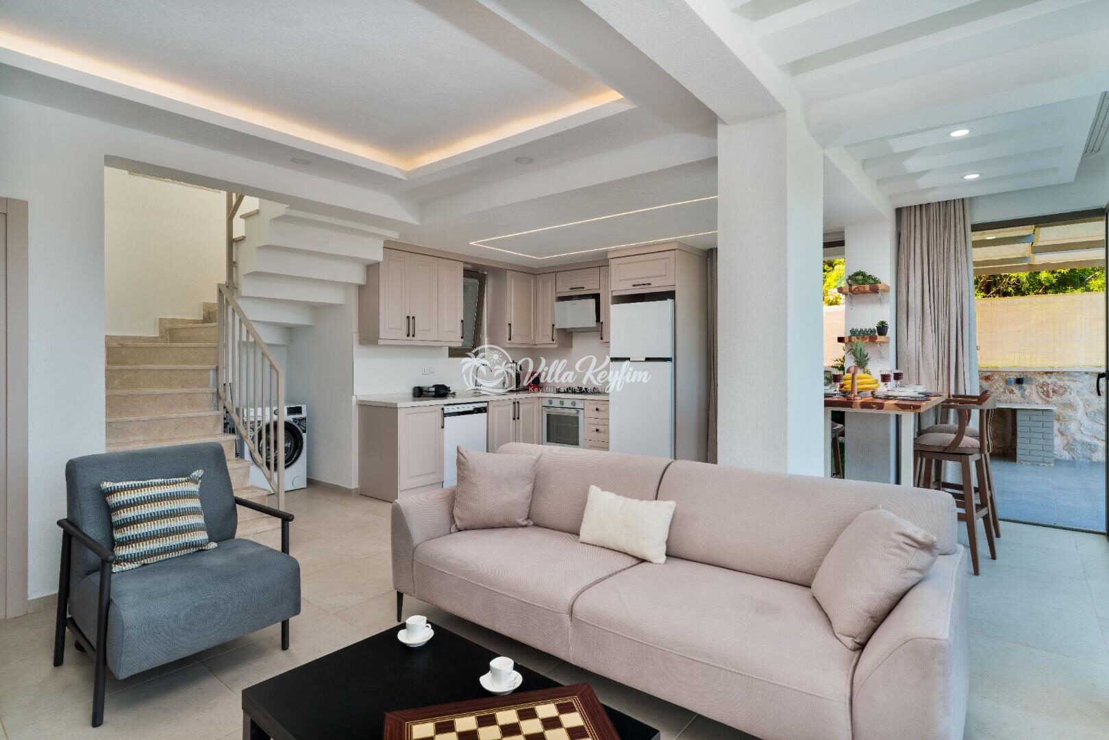 Villa Lumina — 34