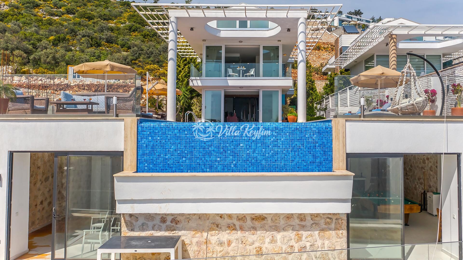 Villa Hillside 3 — 63