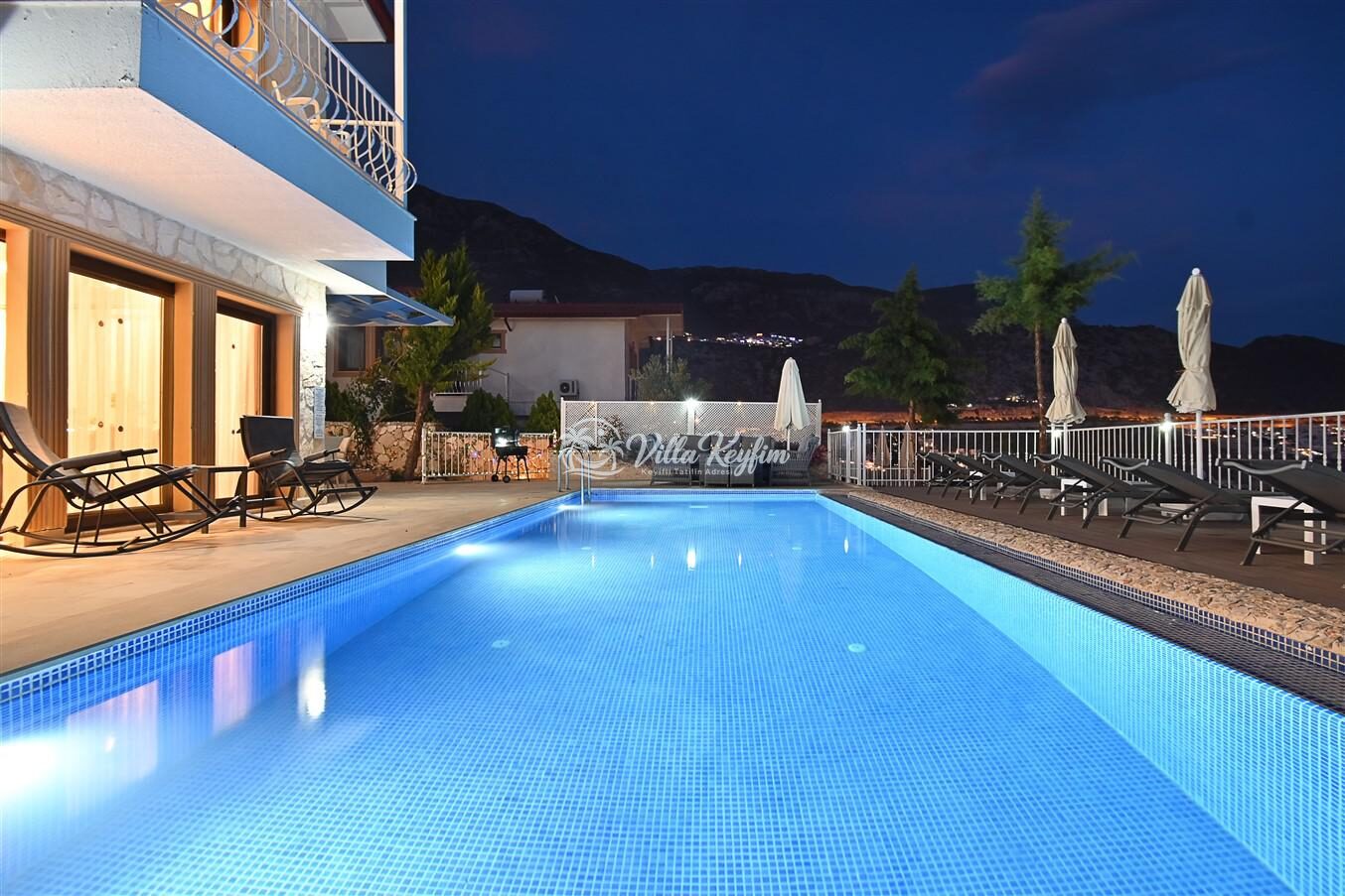 Villa Dionysus — 9