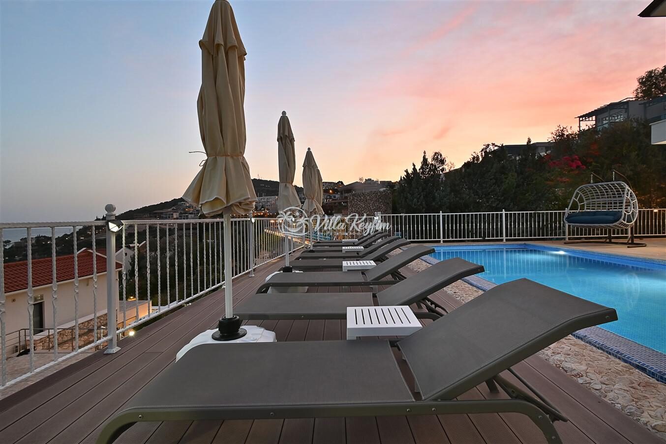 Villa Dionysus — 19