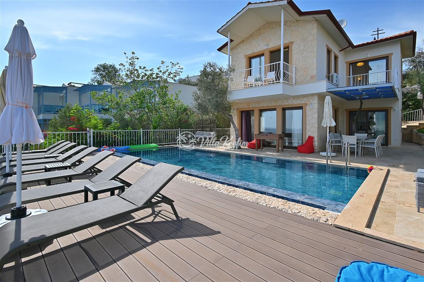 Villa Hermes 1 — 26