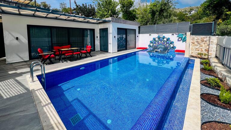 Villa Lantana — 1