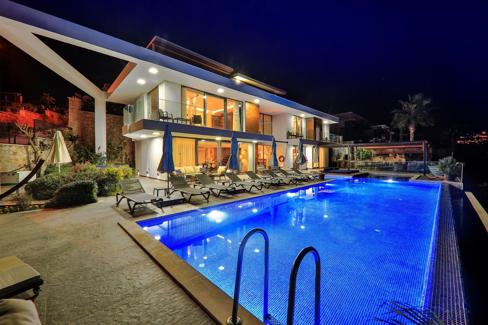 Villa Lapis — 23