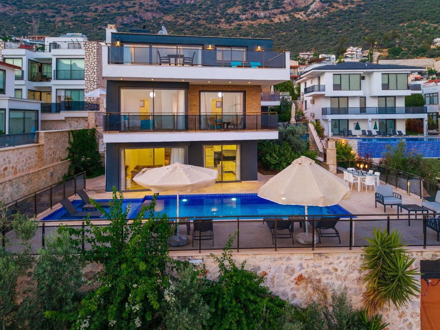 Villa Vala — 35