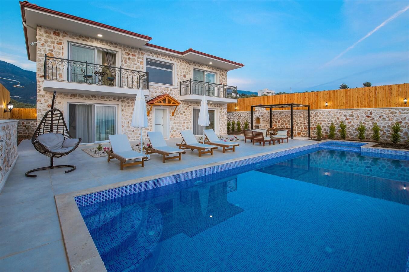 Villa Lavinia — 1