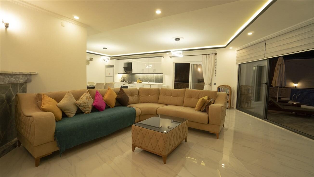 Villa Kübra — 35