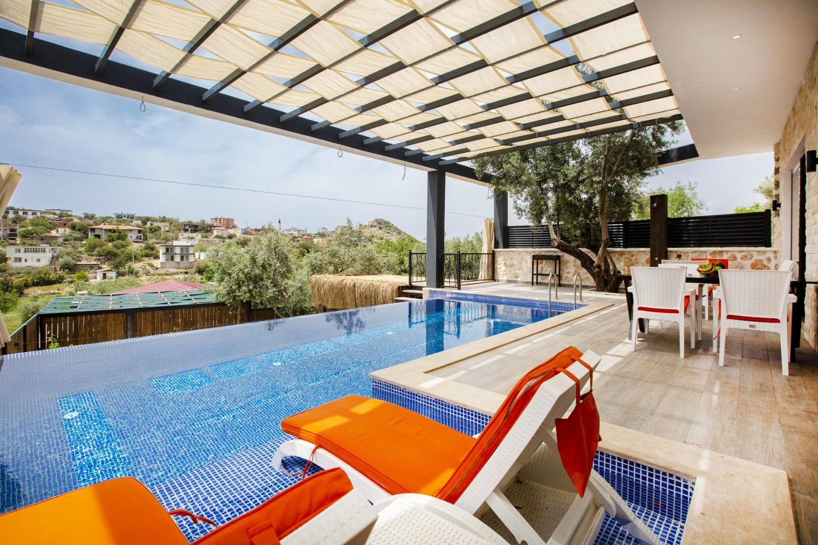 Villa Panama — 8