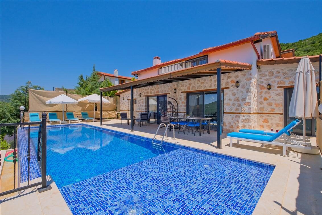 Villa Ev May — 1