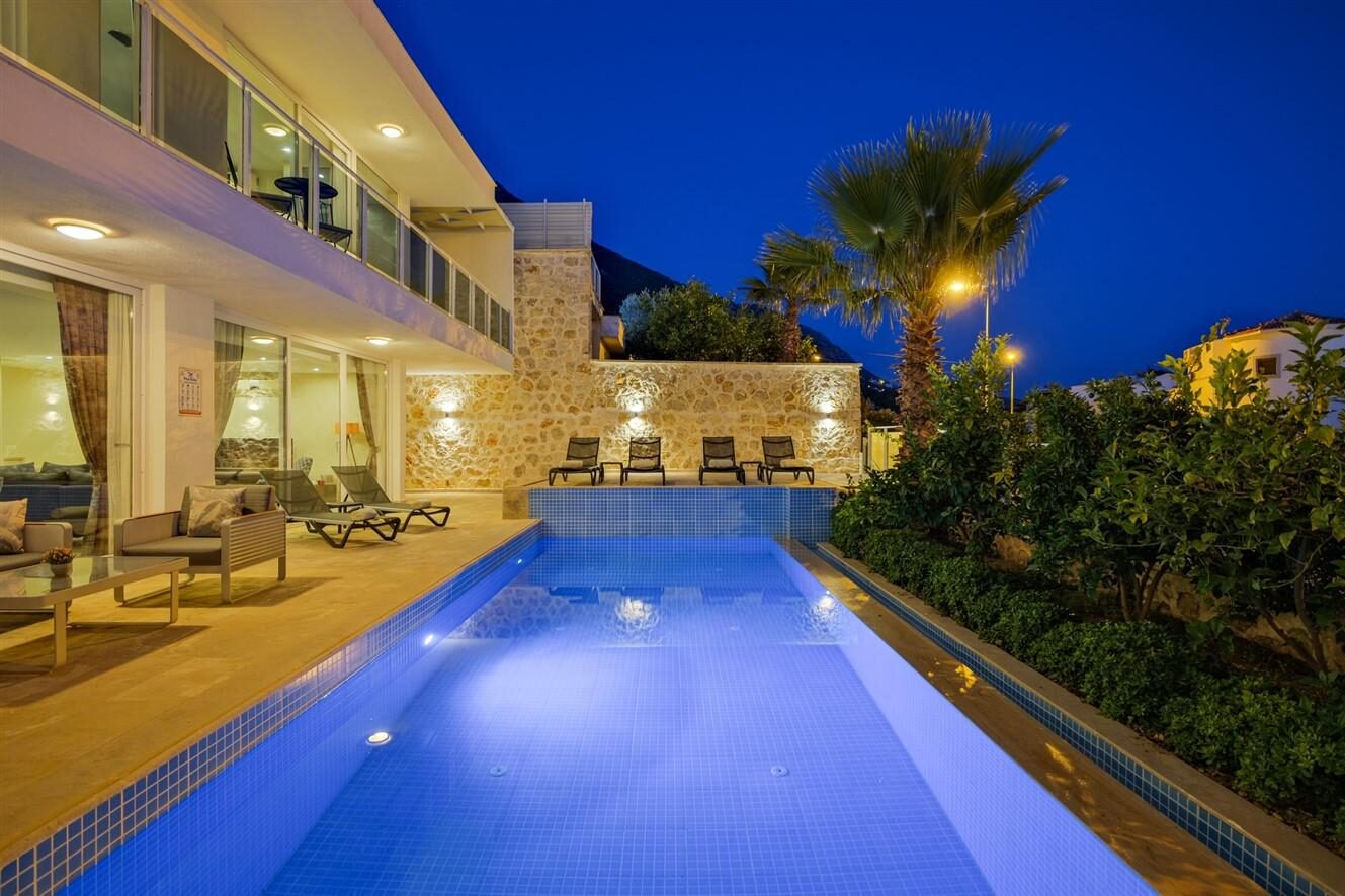 Villa Lumiere 1 — 7