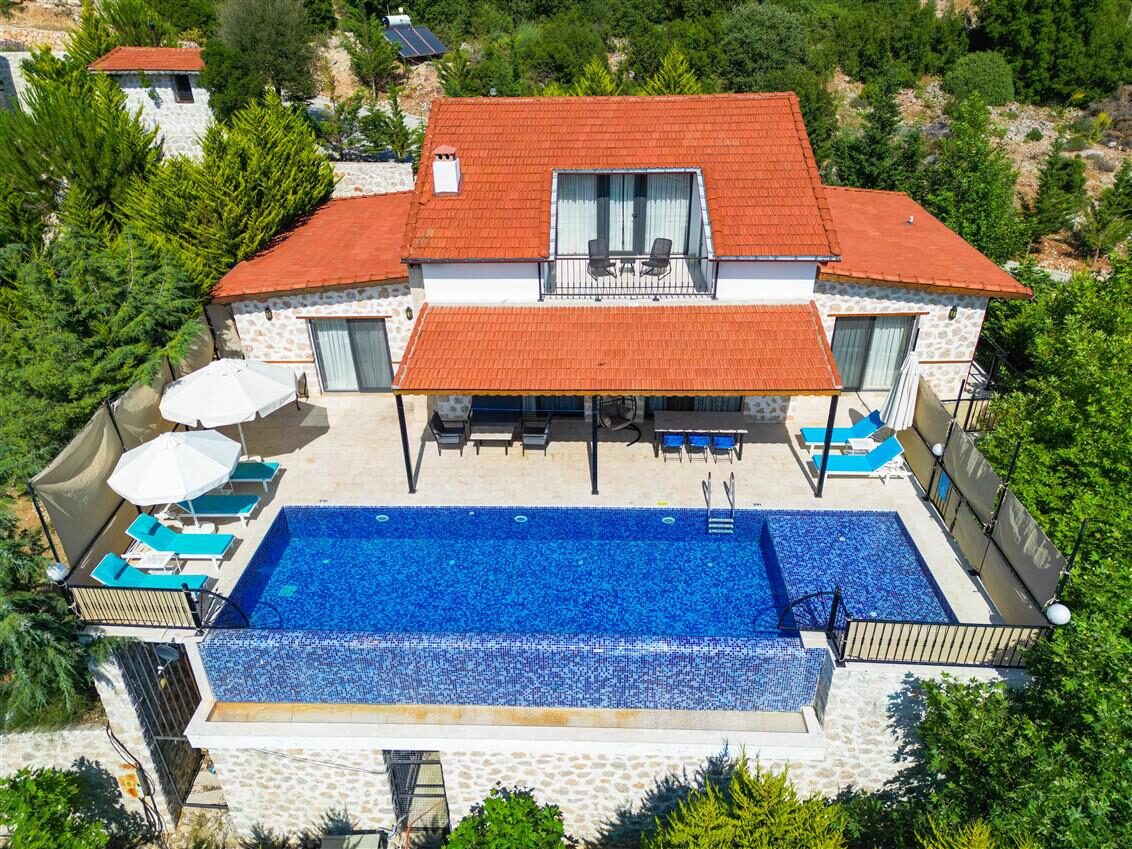 Villa Ev May — 36