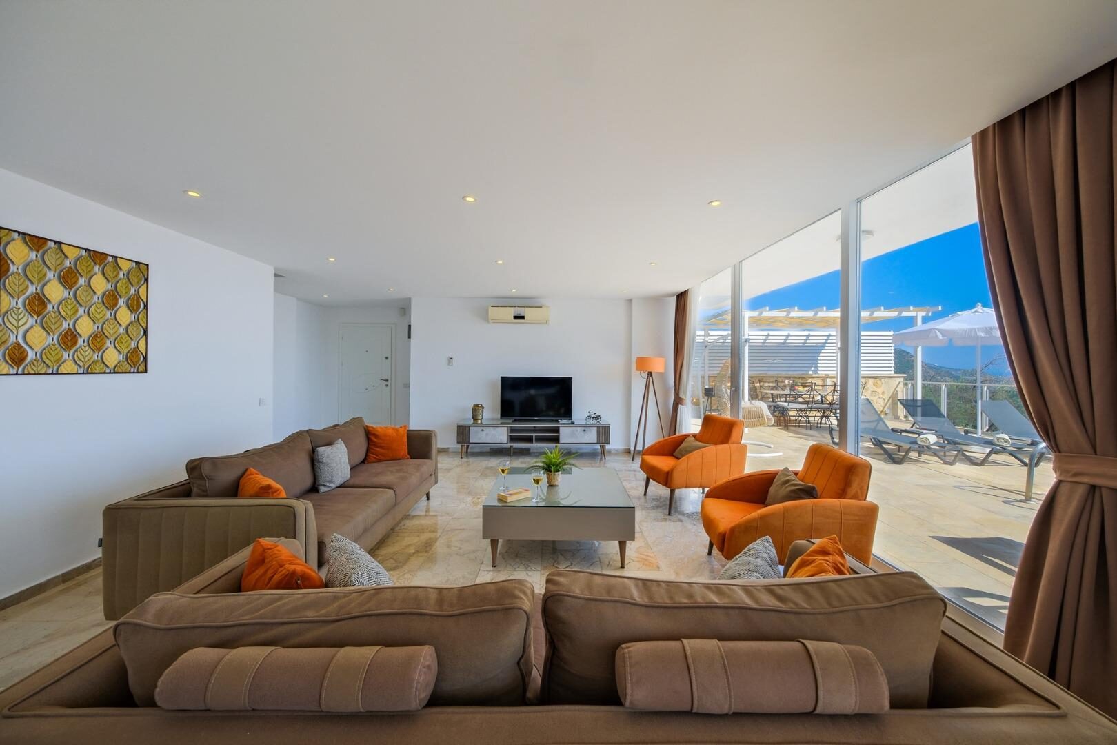 Villa Lumiere 3 — 37