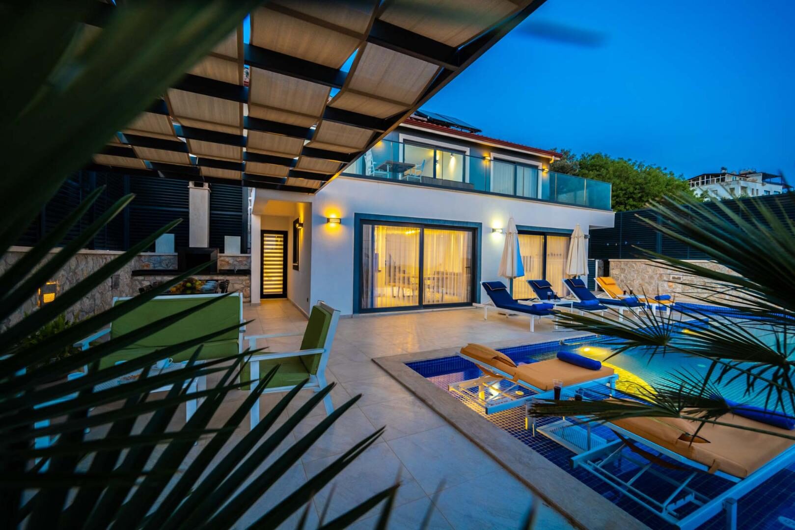 Villa Therapy 620 — 1