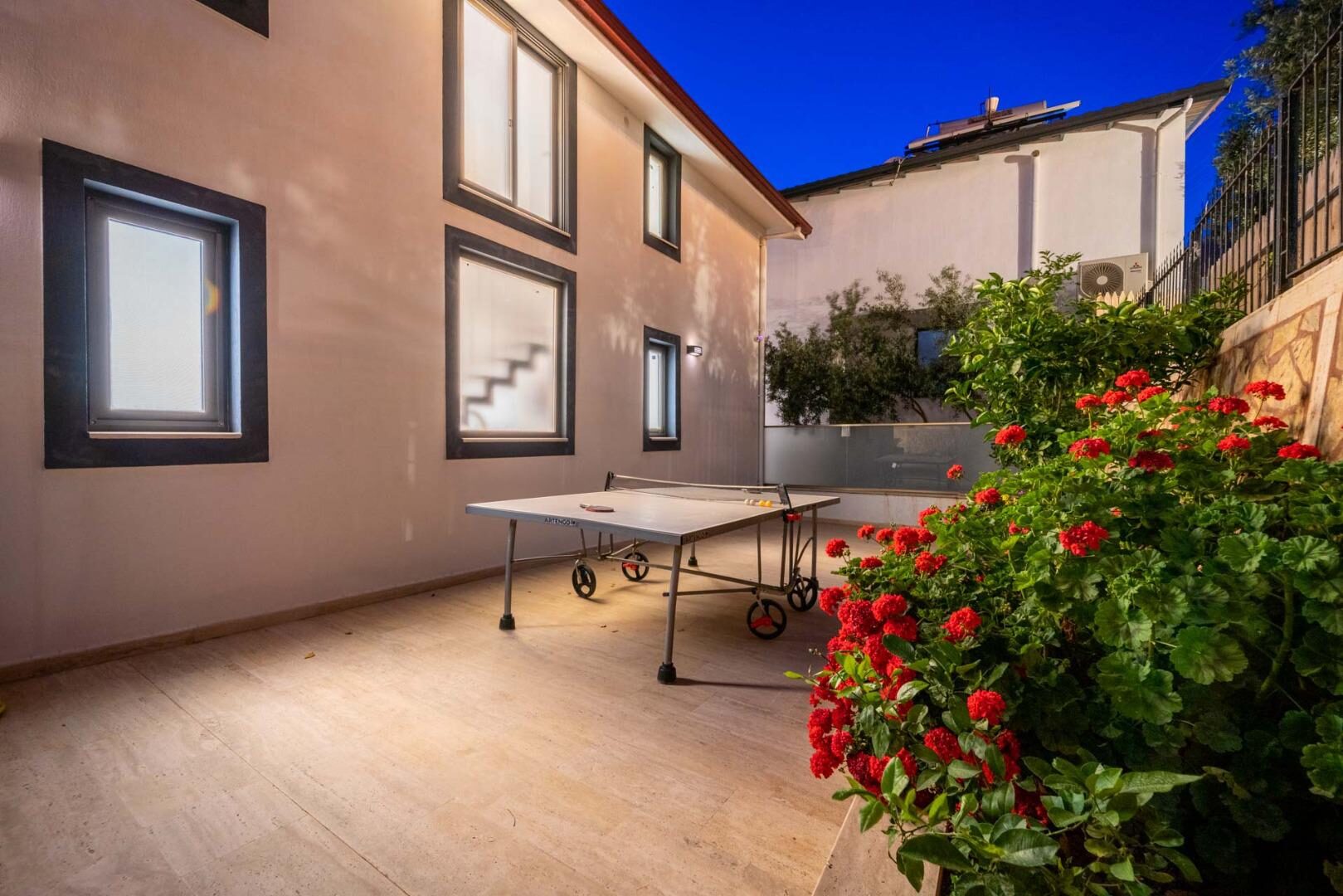 Villa Therapy 620 — 4