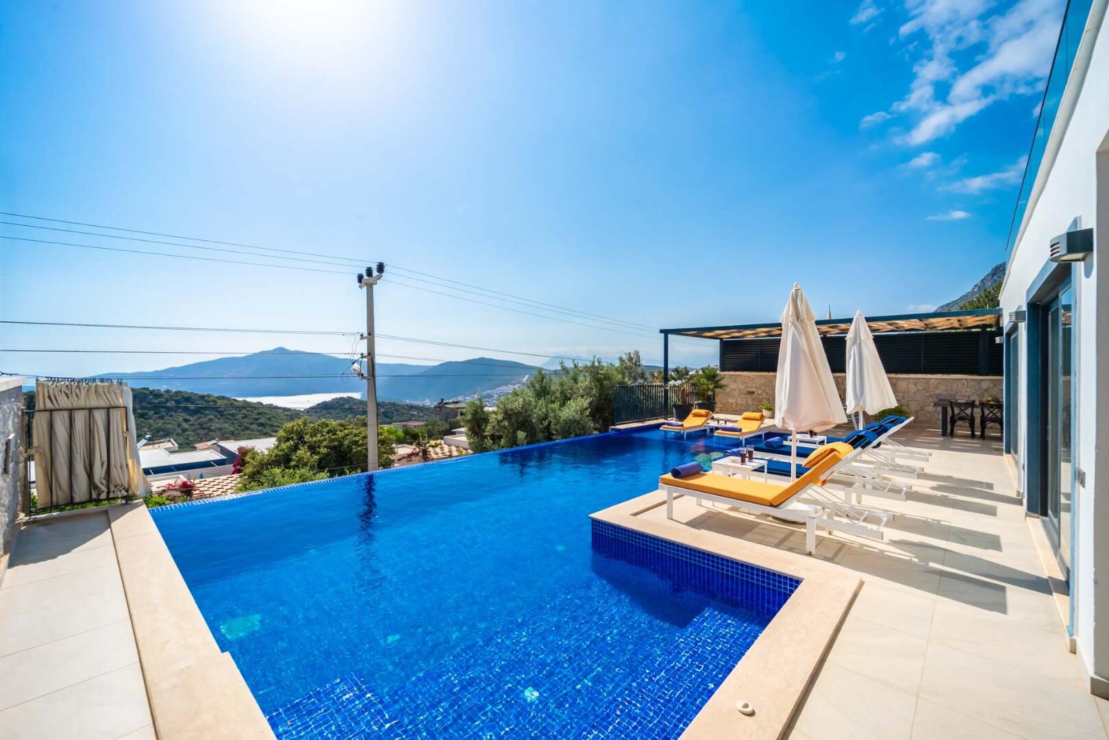 Villa Therapy 620 — 16