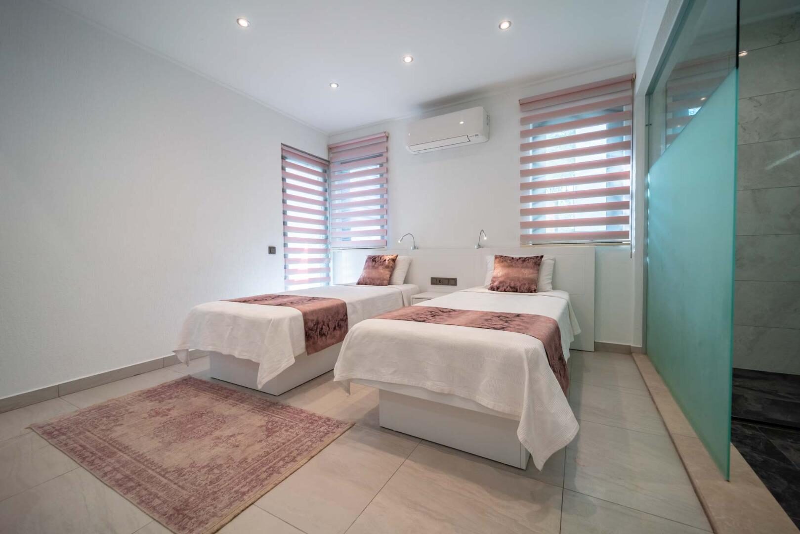 Villa Therapy 620 — 54