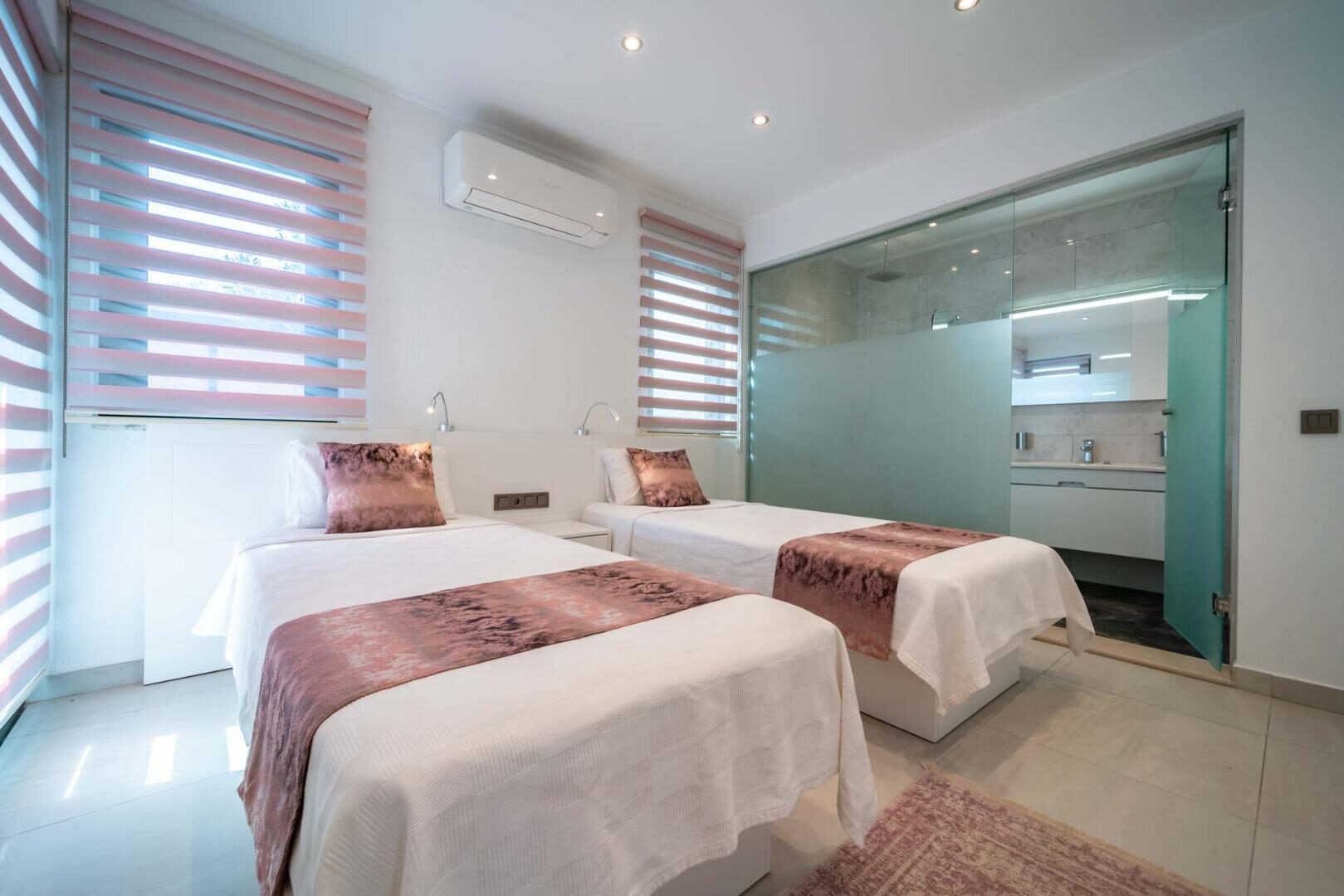 Villa Therapy 620 — 55