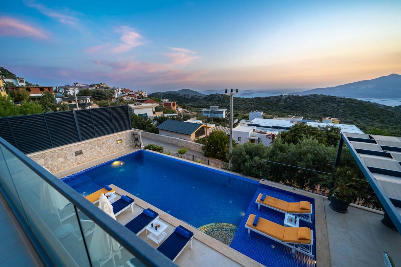 Villa Therapy 620 — 67