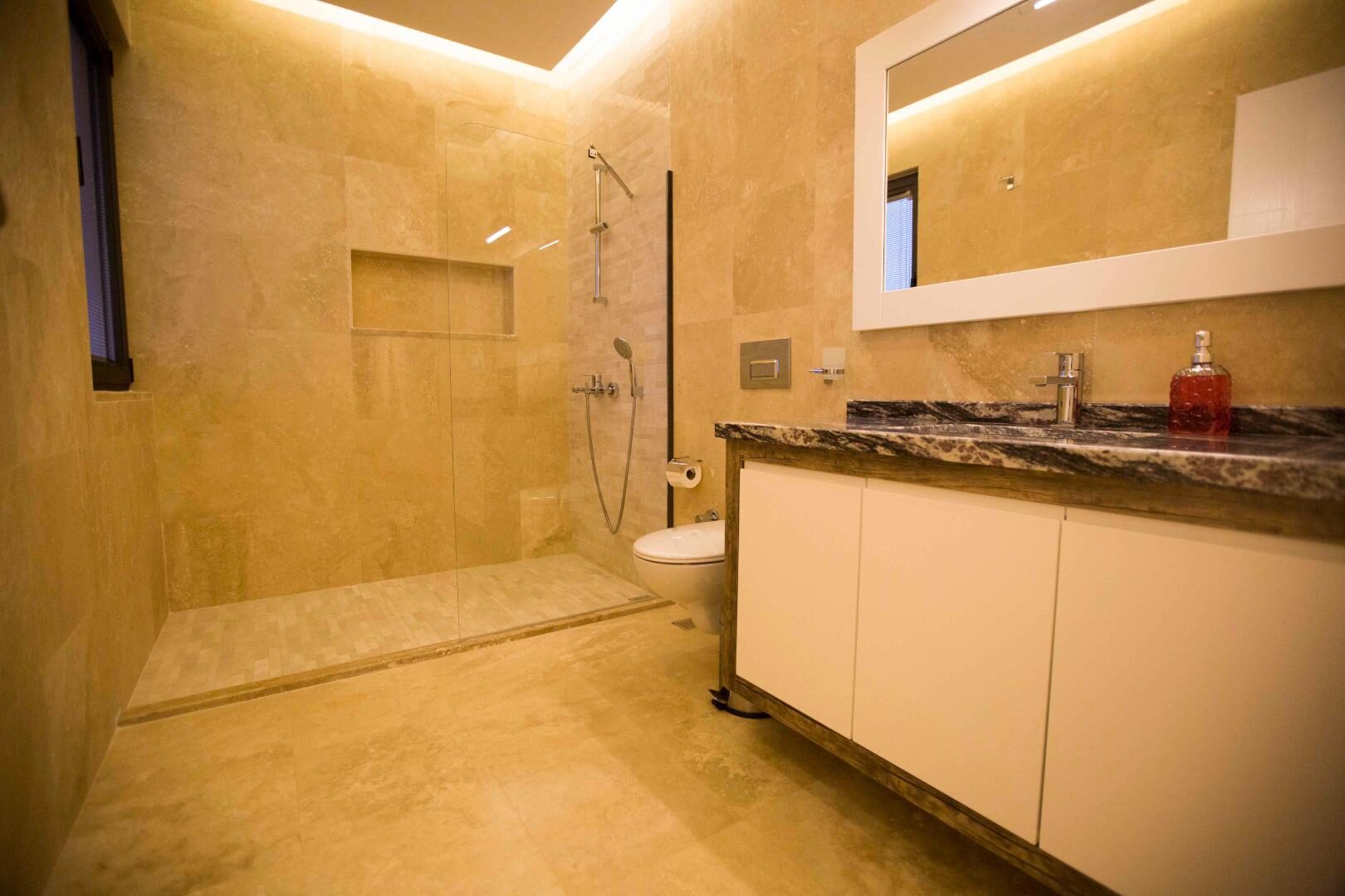 Villa Victoria — 39