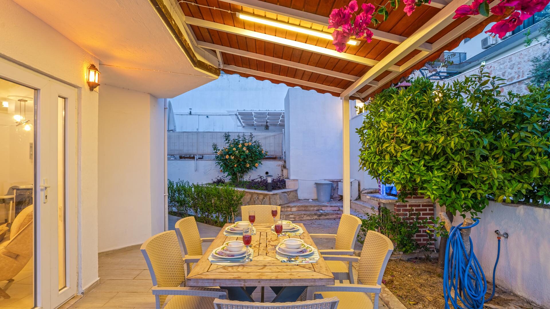 Villa Alica — 65