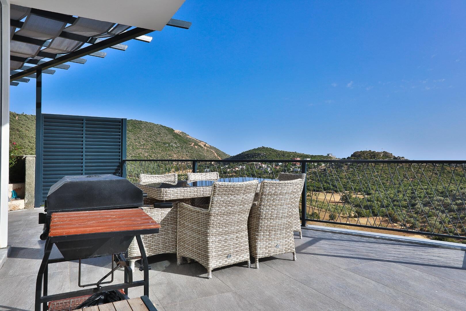 Villa Tria — 30