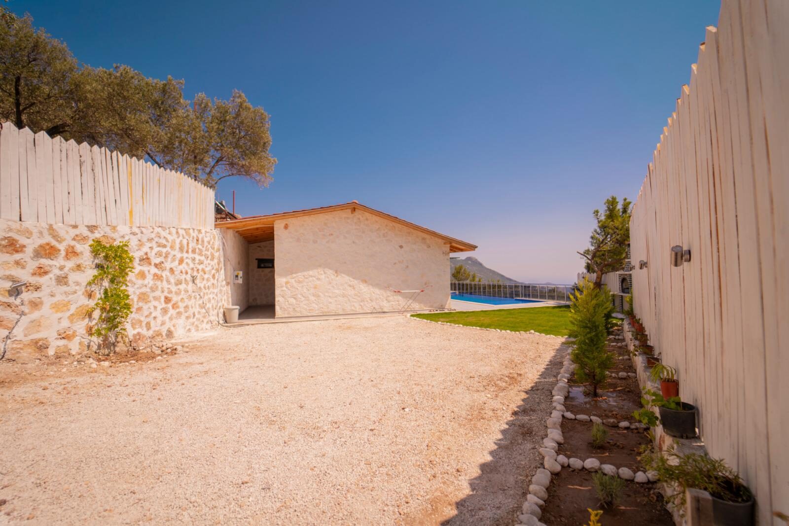 Villa Savaş — 18
