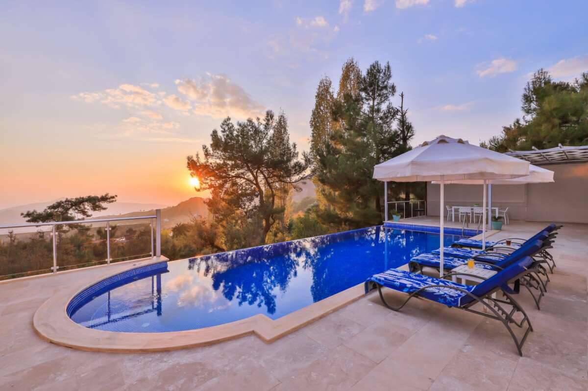 Villa Secret Swiss — 9