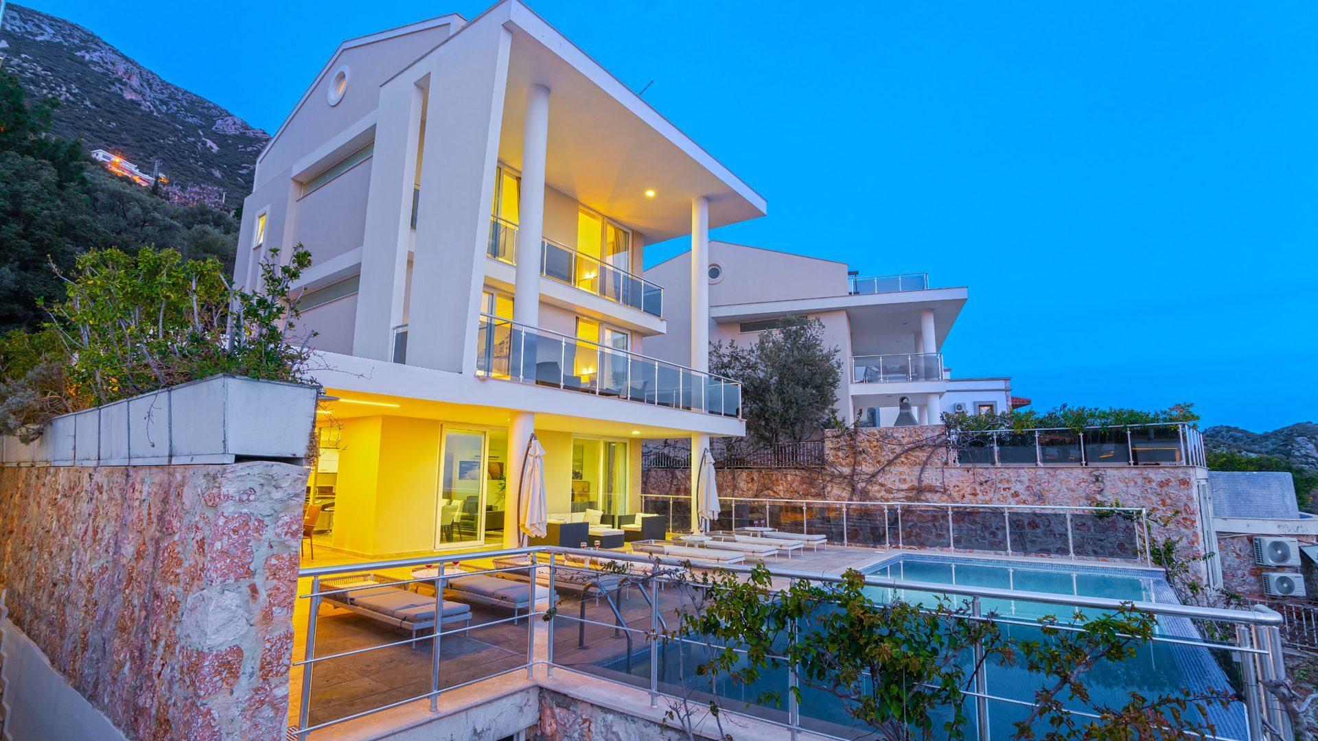 Villa Horizon — 1