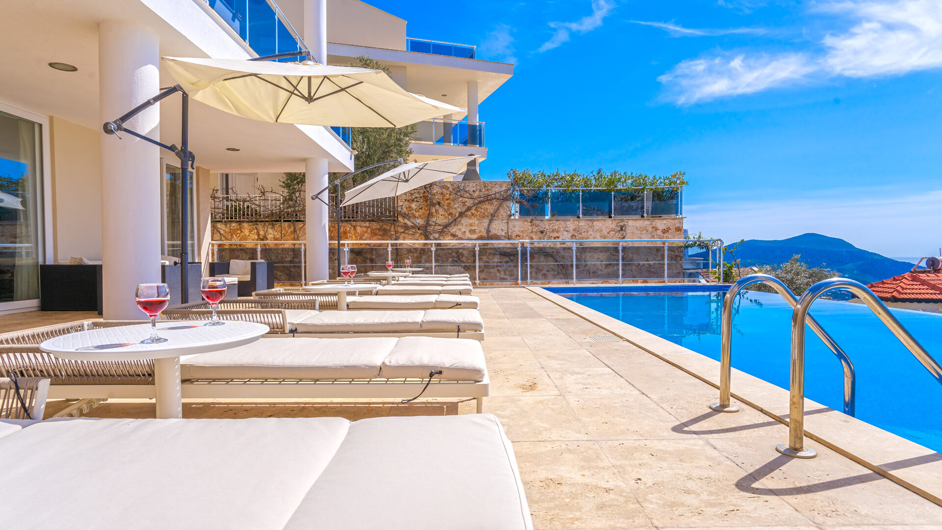 Villa Horizon — 14