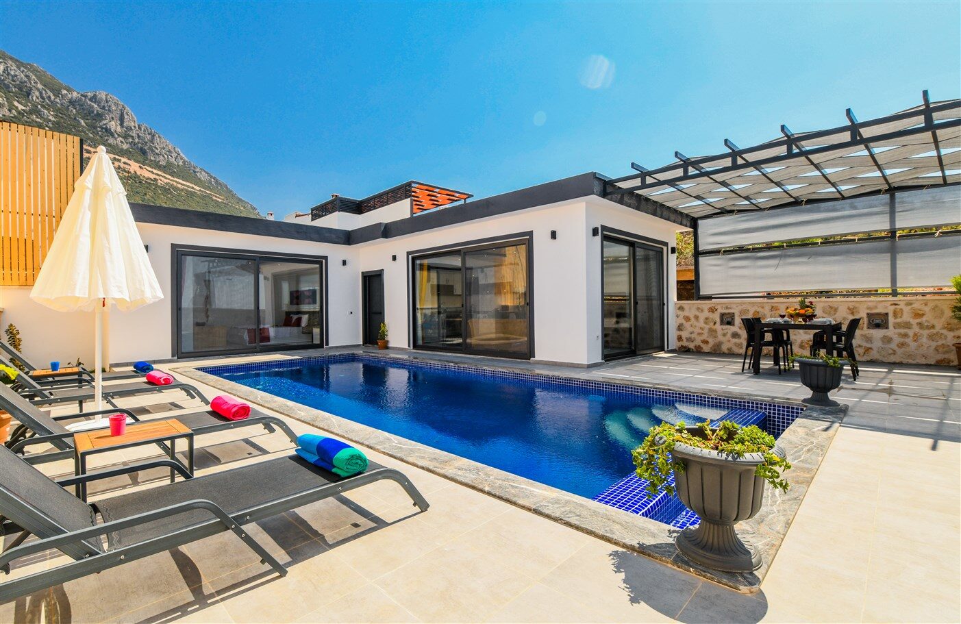 Villa Karya — 18