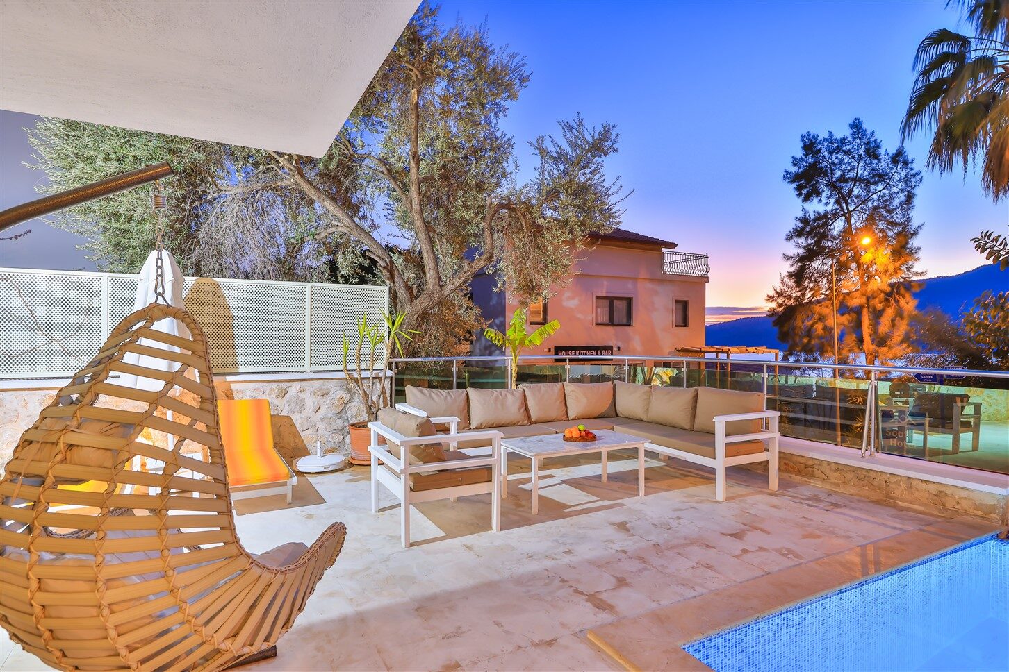Villa Golden Lotus — 8