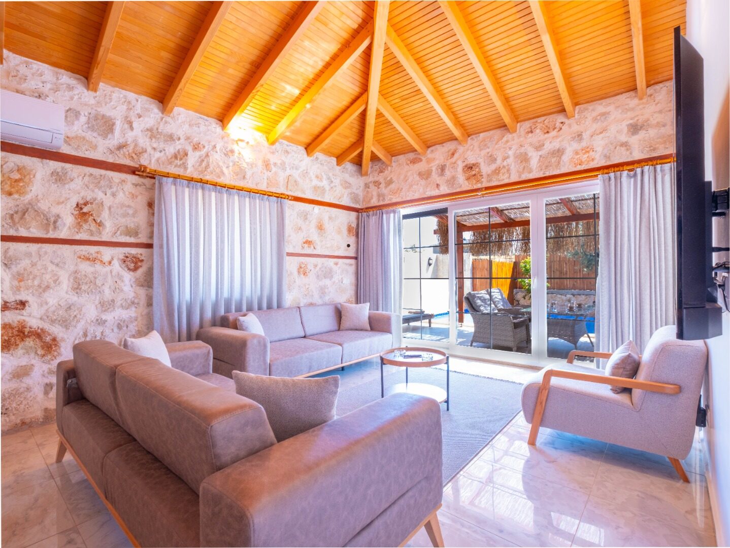Villa Carya Famm 1 — 22