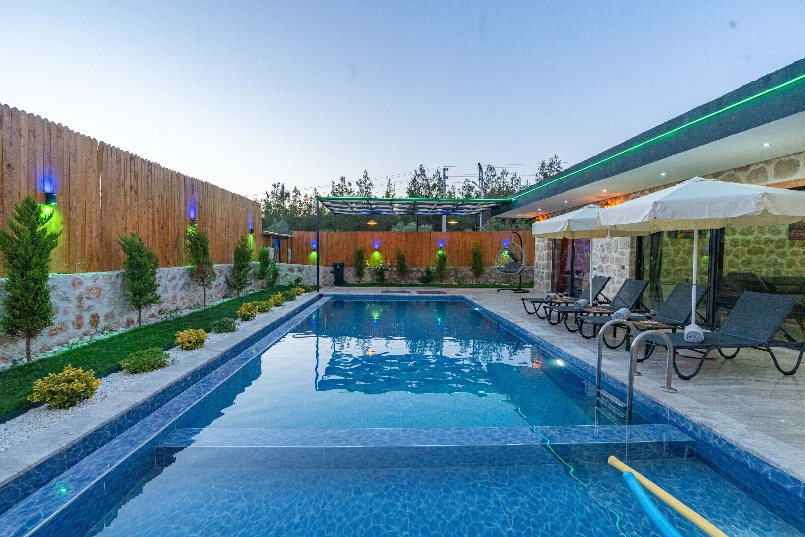 Villa Enes Wiev 2 — 6