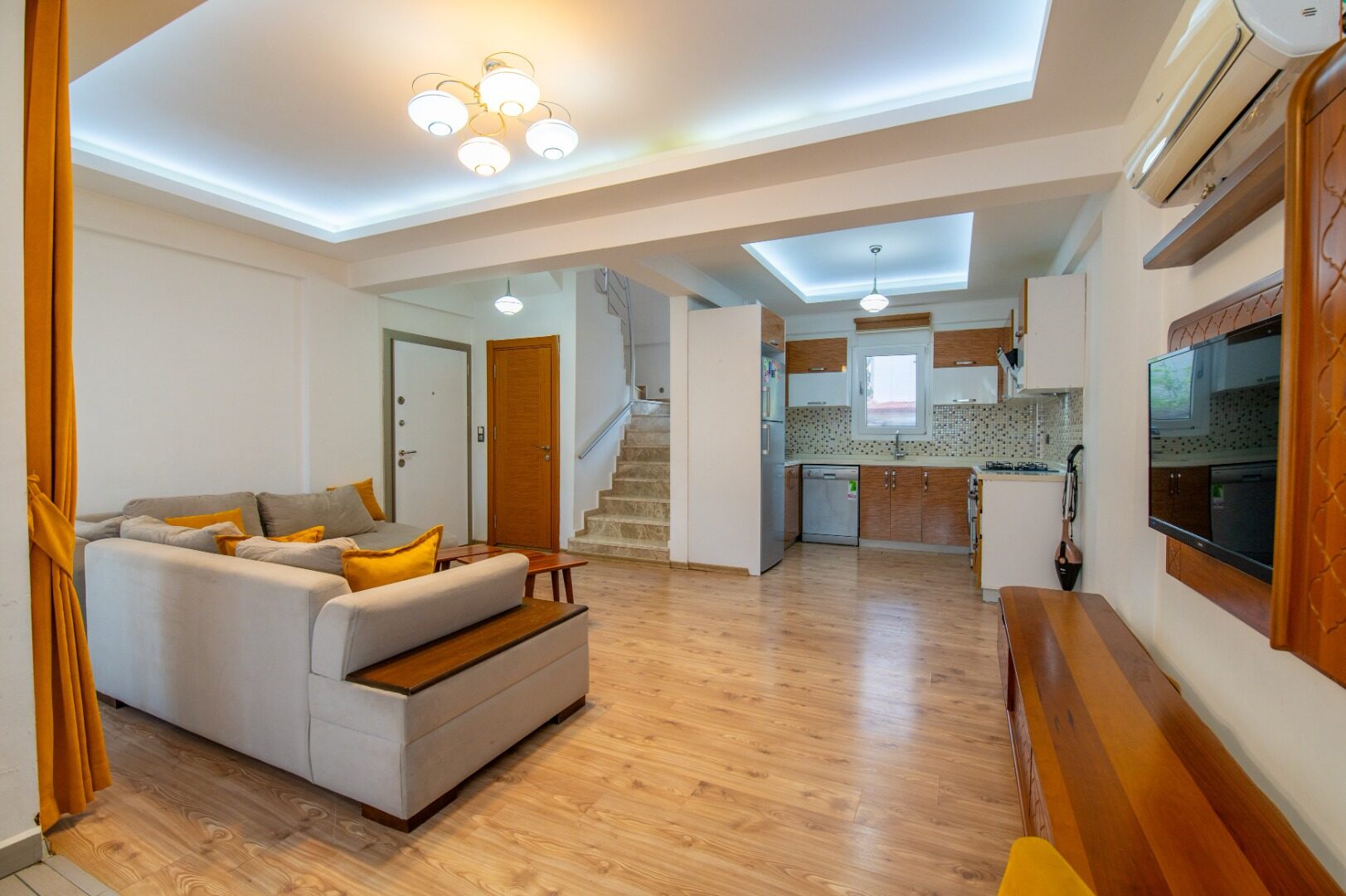 Villa Anka 8 — 23