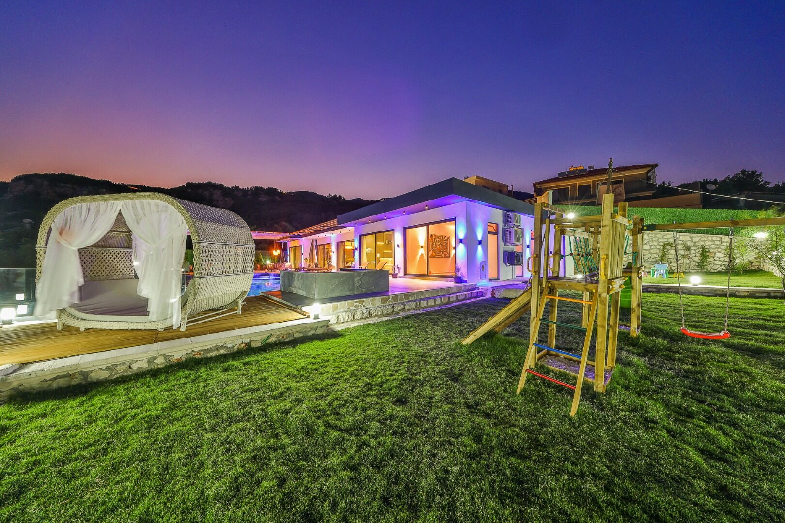 Villa Free — 10