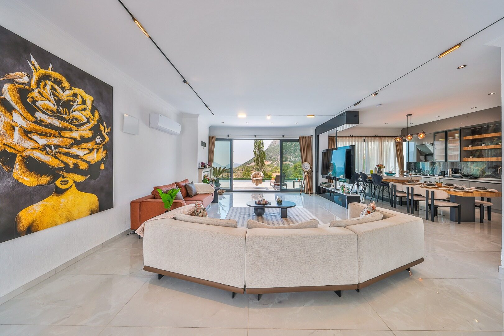 Villa Free — 48