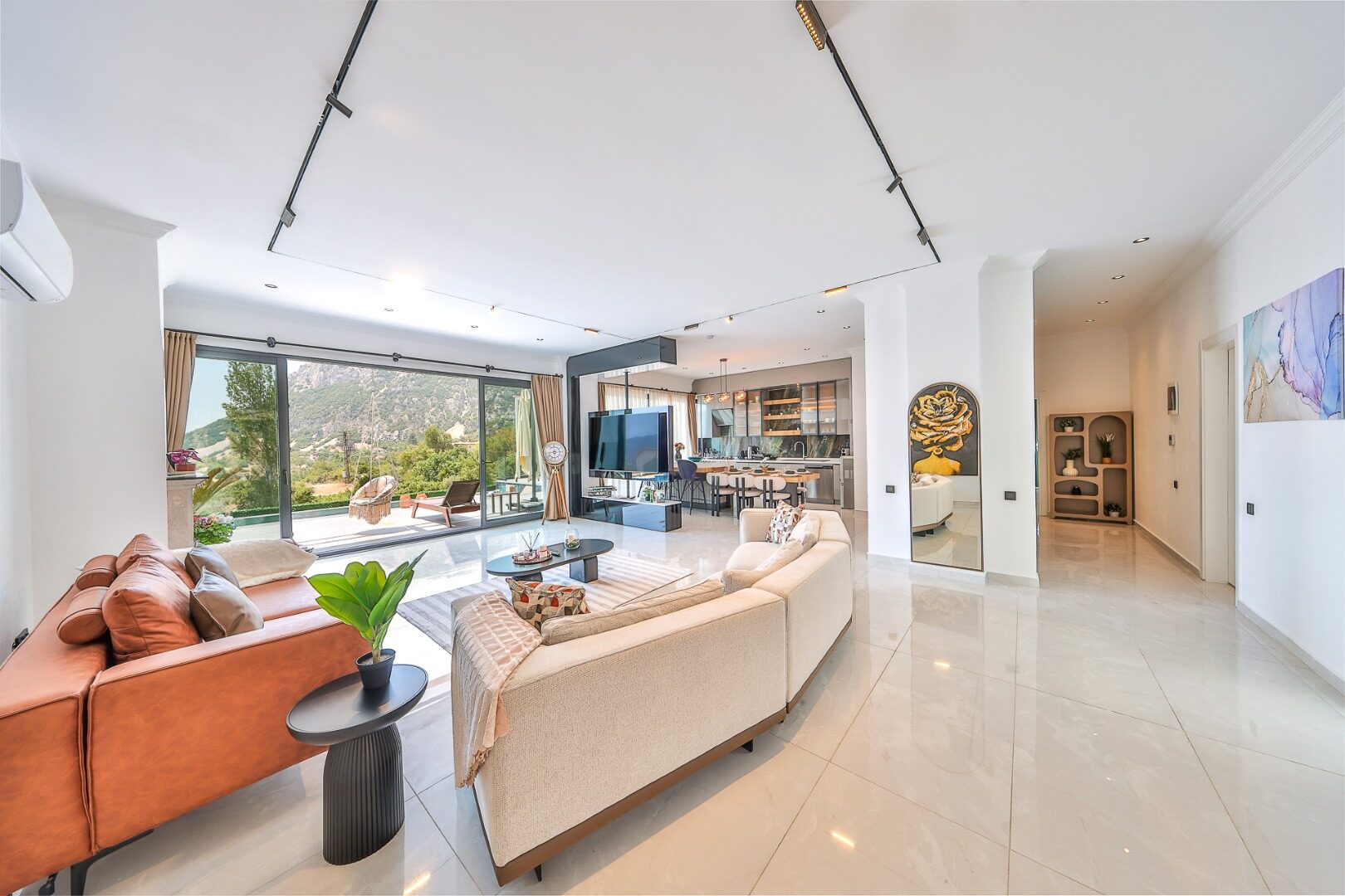 Villa Free — 49