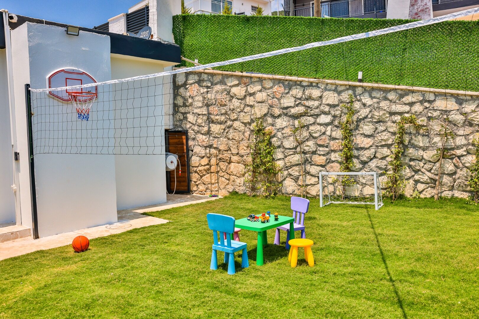 Villa Free — 88