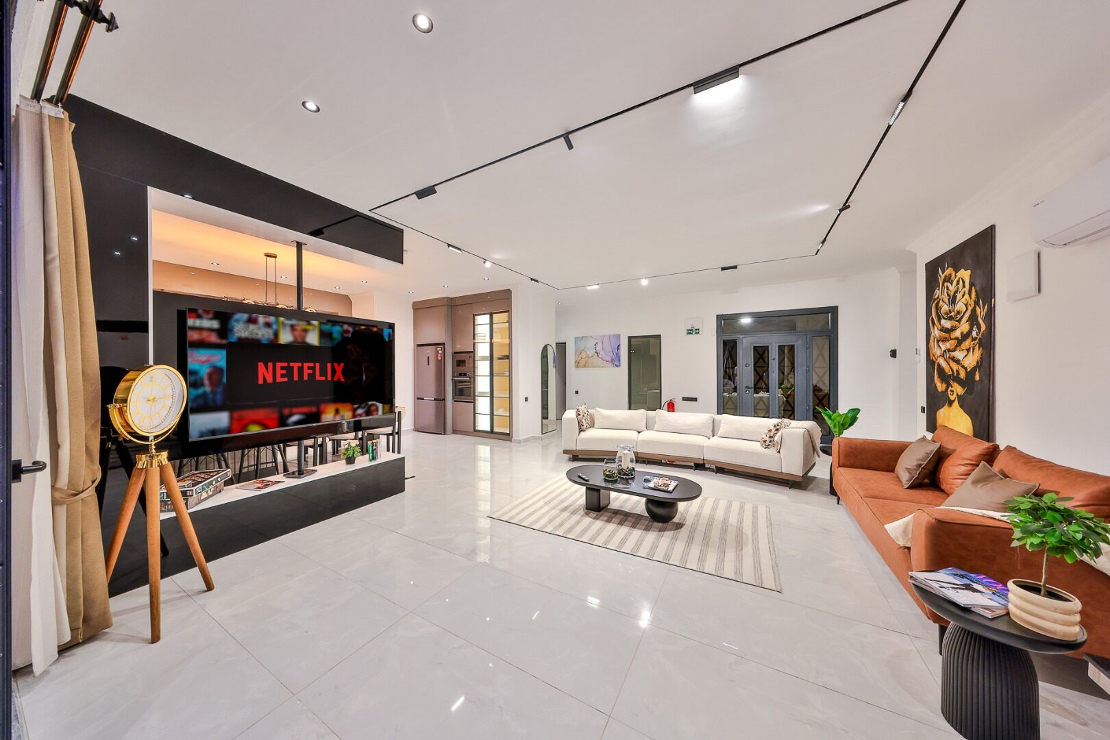 Villa Free — 111