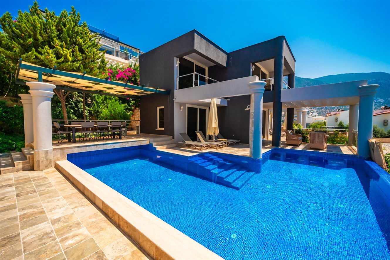Villa Alba — 90