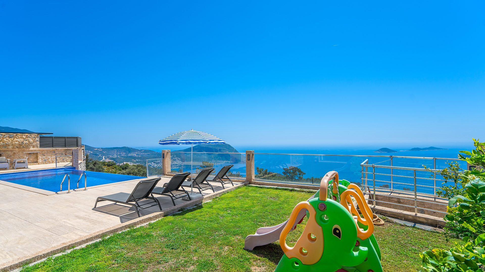 Villa Coton — 2