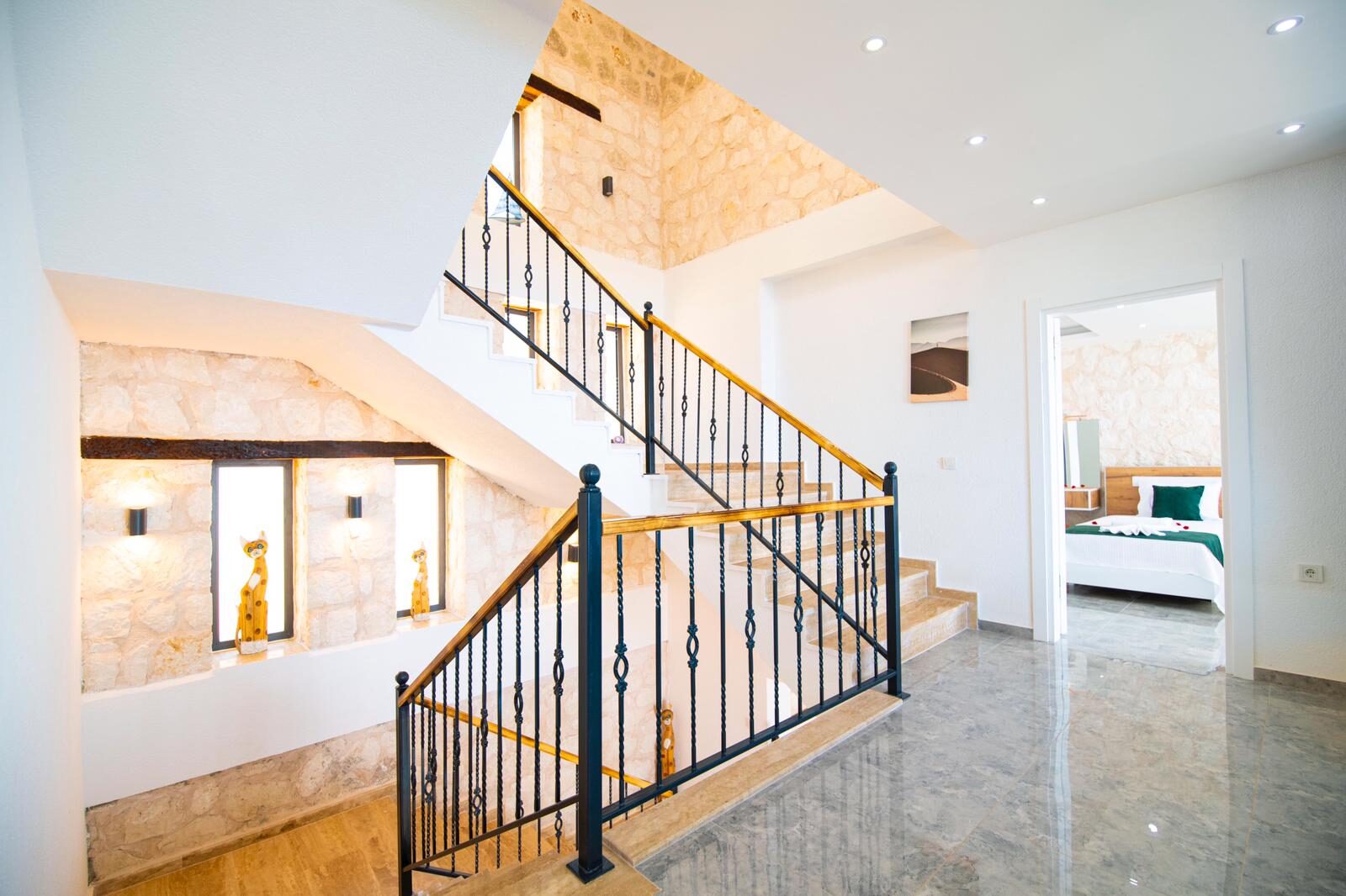 Villa İzo — 65