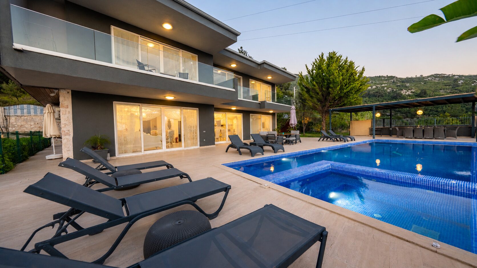 Villa Velaris — 7