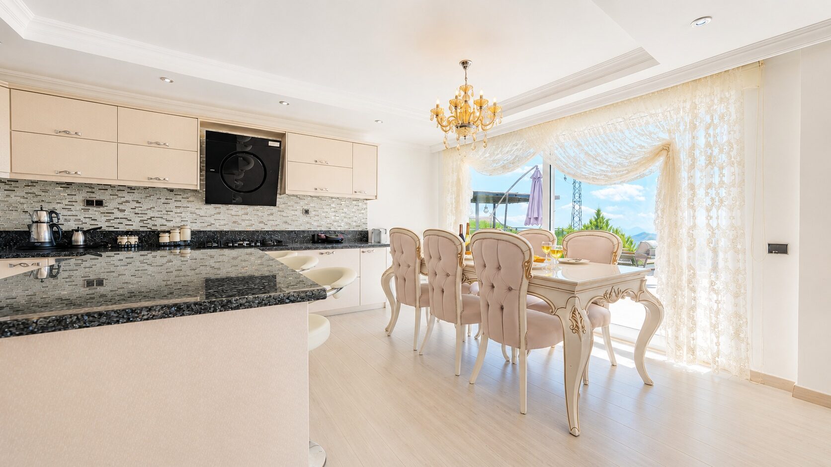 Villa Velaris — 21