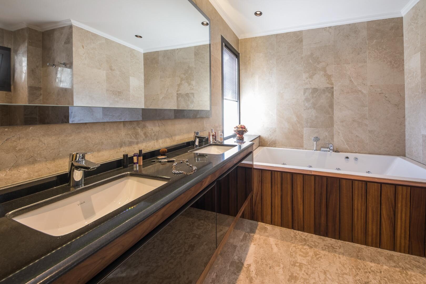 Villa Sweet — 60