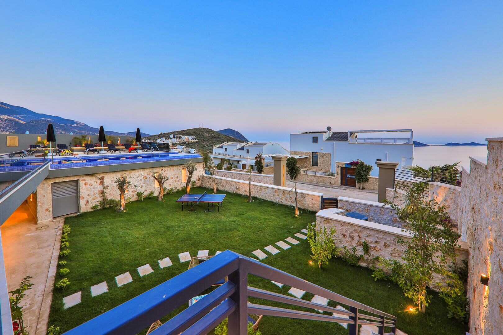 Villa Dreams — 74